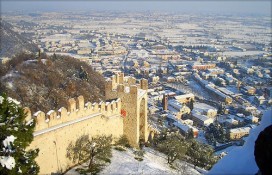 6bc4f_44681.jpg 6bc4f_44681.jpg