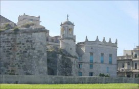 bigcastillodelafuerza.jpg