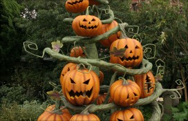 khelouin-v-disnejjlende.jpg khelouin-v-disnejjlende.jpg