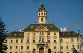 szeged-varoshaza.jpg szeged-varoshaza.jpg