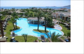 0534a_pool-view.jpg 0534a_pool-view.jpg