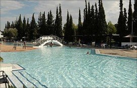 110777837b.jpg 110777837b.jpg