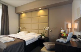 11540028.jpg 11540028.jpg