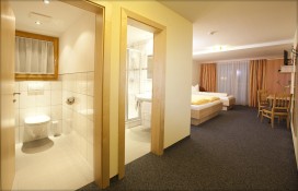 1157234388.jpg 1157234388.jpg