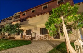 11824712.jpg 11824712.jpg