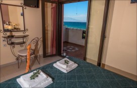 11824809.jpg 11824809.jpg