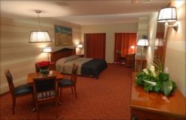 13246098.jpg 13246098.jpg