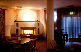 13482358.jpg 13482358.jpg