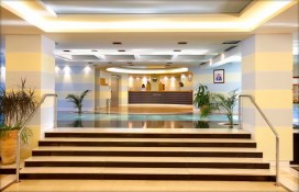 16f1e_reception.jpg 16f1e_reception.jpg