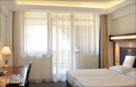 21105308.jpg 21105308.jpg