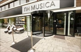 226651731b.jpg 226651731b.jpg