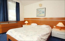 26092068.jpg 26092068.jpg