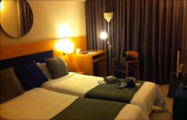 2709f_8.jpg 2709f_8.jpg