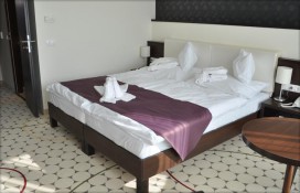 28240705.jpg 28240705.jpg