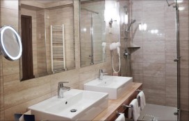 29161108.jpg 29161108.jpg