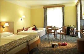 30069088.jpg 30069088.jpg