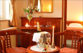 31845381.jpg 31845381.jpg