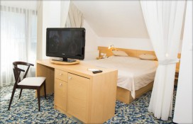 33205211.jpg 33205211.jpg