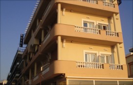 3776570.jpg 3776570.jpg