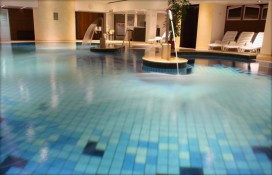 43784497.jpg 43784497.jpg