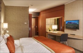 45757698.jpg 45757698.jpg