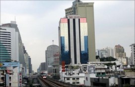 4840907l.jpg 4840907l.jpg