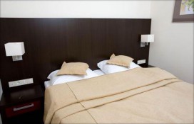 4f460_7780078.jpg 4f460_7780078.jpg