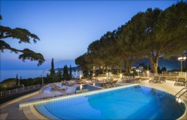 53257523.jpg 53257523.jpg