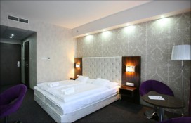 5520513.jpg 5520513.jpg