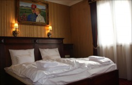 7301248.jpg 7301248.jpg