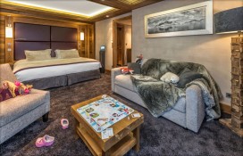 76e12_family-suite-3-pers-54m.jpg 76e12_family-suite-3-pers-54m.jpg