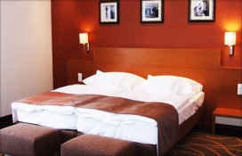 81944_2111054.jpg 81944_2111054.jpg