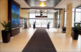 84e1b_206.jpg 84e1b_206.jpg