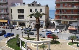 8771644.jpg 8771644.jpg