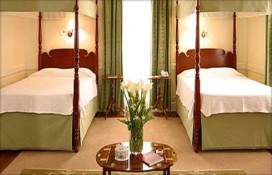 99445281b.jpg 99445281b.jpg