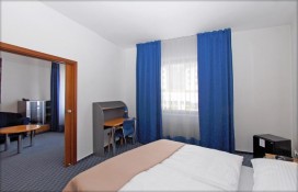 9f7be_7143412.jpg 9f7be_7143412.jpg