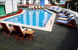 alberca2.jpg alberca2.jpg