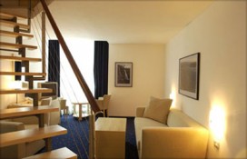 blustar4.jpg blustar4.jpg