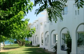 bungalow-garden.jpg bungalow-garden.jpg