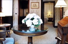 casanovavenezia6-129-1.jpg casanovavenezia6-129-1.jpg