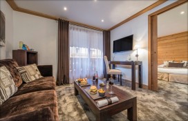 deluxe-suite-1.jpg deluxe-suite-1.jpg