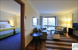 df4b2_suite.jpg df4b2_suite.jpg