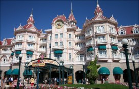 disneylandhotel1.jpg disneylandhotel1.jpg