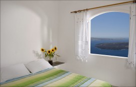 gorgonastudiob.jpg gorgonastudiob.jpg