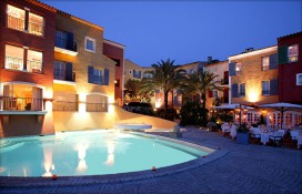 hotel-byblos-pool.jpg hotel-byblos-pool.jpg