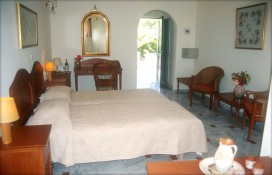 ilaria-hotel-room-41.jpg ilaria-hotel-room-41.jpg