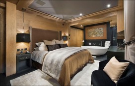 lepetitpalaishqroomru14.jpg lepetitpalaishqroomru14.jpg