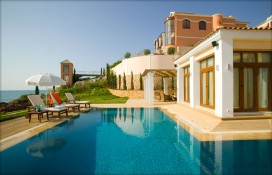 resort-hotel-suite-pool.jpg