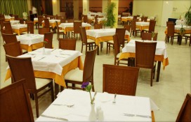 restaurant.jpg restaurant.jpg