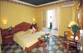 room12atthemiroplazadezante.jpg room12atthemiroplazadezante.jpg